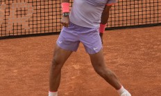 九游体育-英国网球队力克西班牙网球队，纳达尔惊艳世界的简单介绍