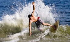 九游娱乐网页-欧冠淘汰赛之夜，乔治的舞台越大，他越强大