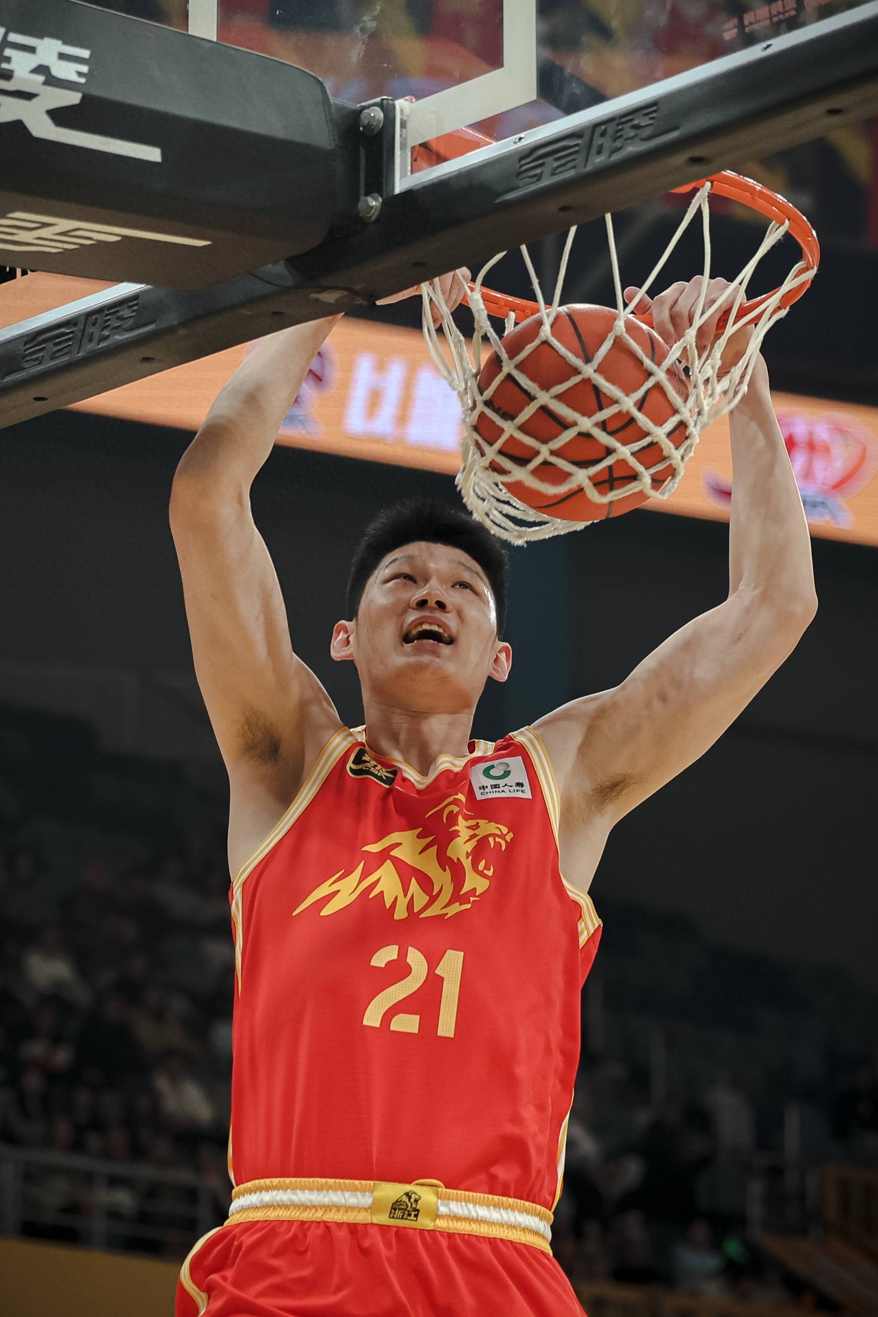 浙江队在最近的一场比赛中取得了一场惊心动魄的胜利的简单介绍 浙江队在最近的一场比赛中取得了一场惊心动魄的胜利的简单介绍