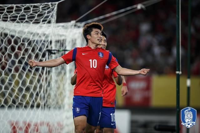 包含釜山逼平悉尼,险胜晋级下一轮的词条 包含釜山逼平悉尼,险胜晋级下一轮的词条