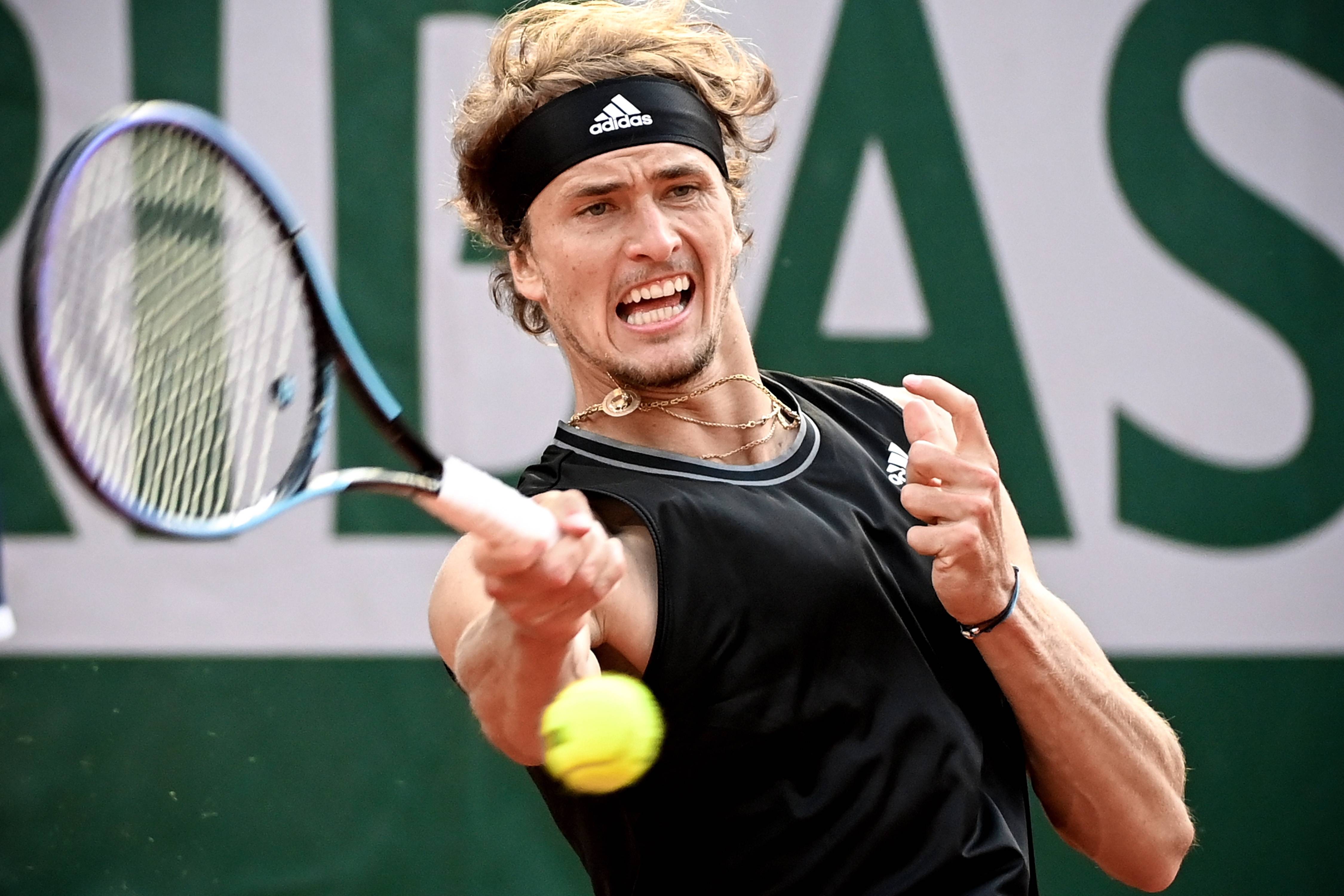 世界网球队绝杀英国网球队,兹维列夫送出助攻 世界网球队绝杀英国网球队,兹维列夫送出助攻