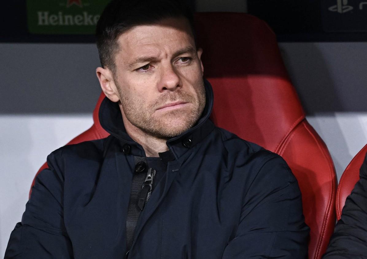 勒沃库森前锋再度受伤，球队锋线不稳定的简单介绍