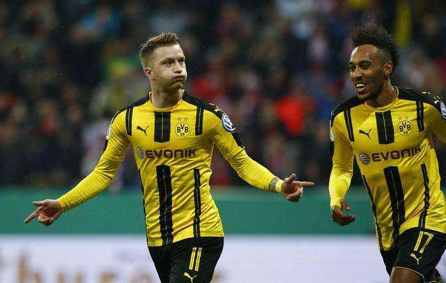 首战告捷，霍芬海姆小组头名的简单介绍