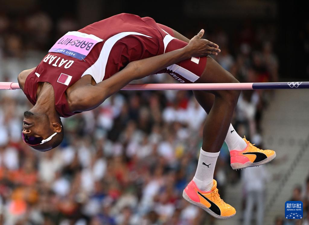 包含加拿大运动员闪耀登场，奋力拼搏的词条