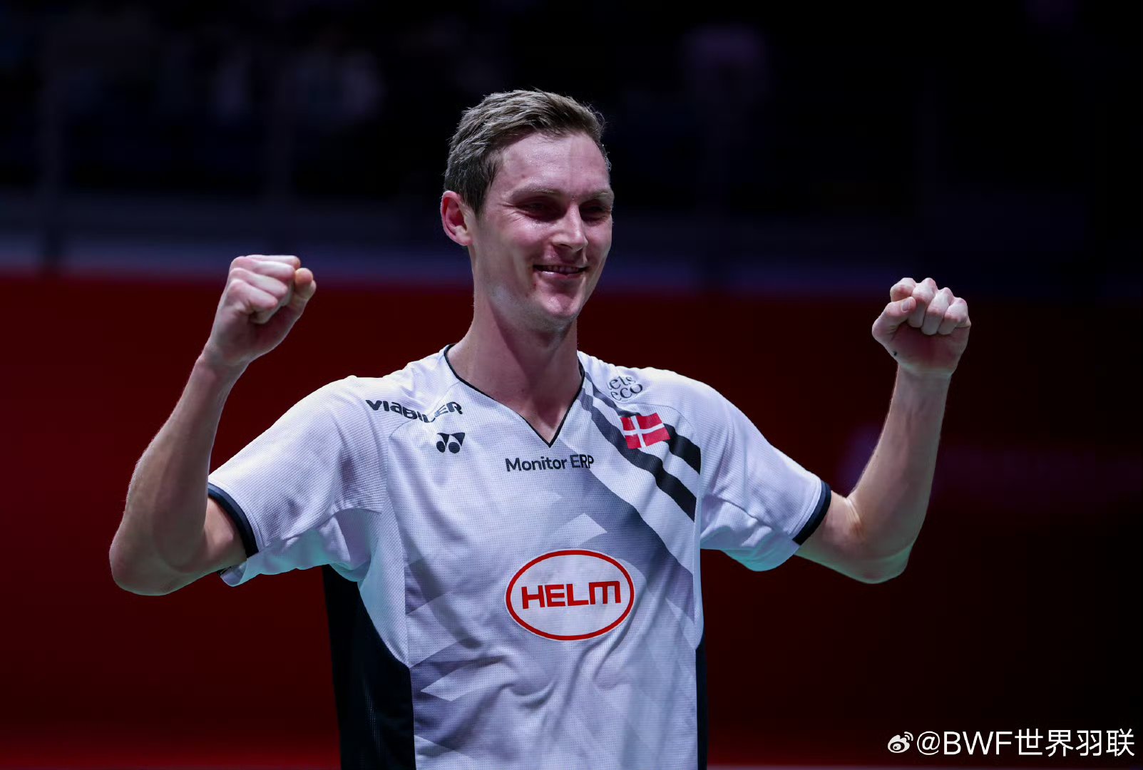 包含加拿大运动员闪耀登场，奋力拼搏的词条