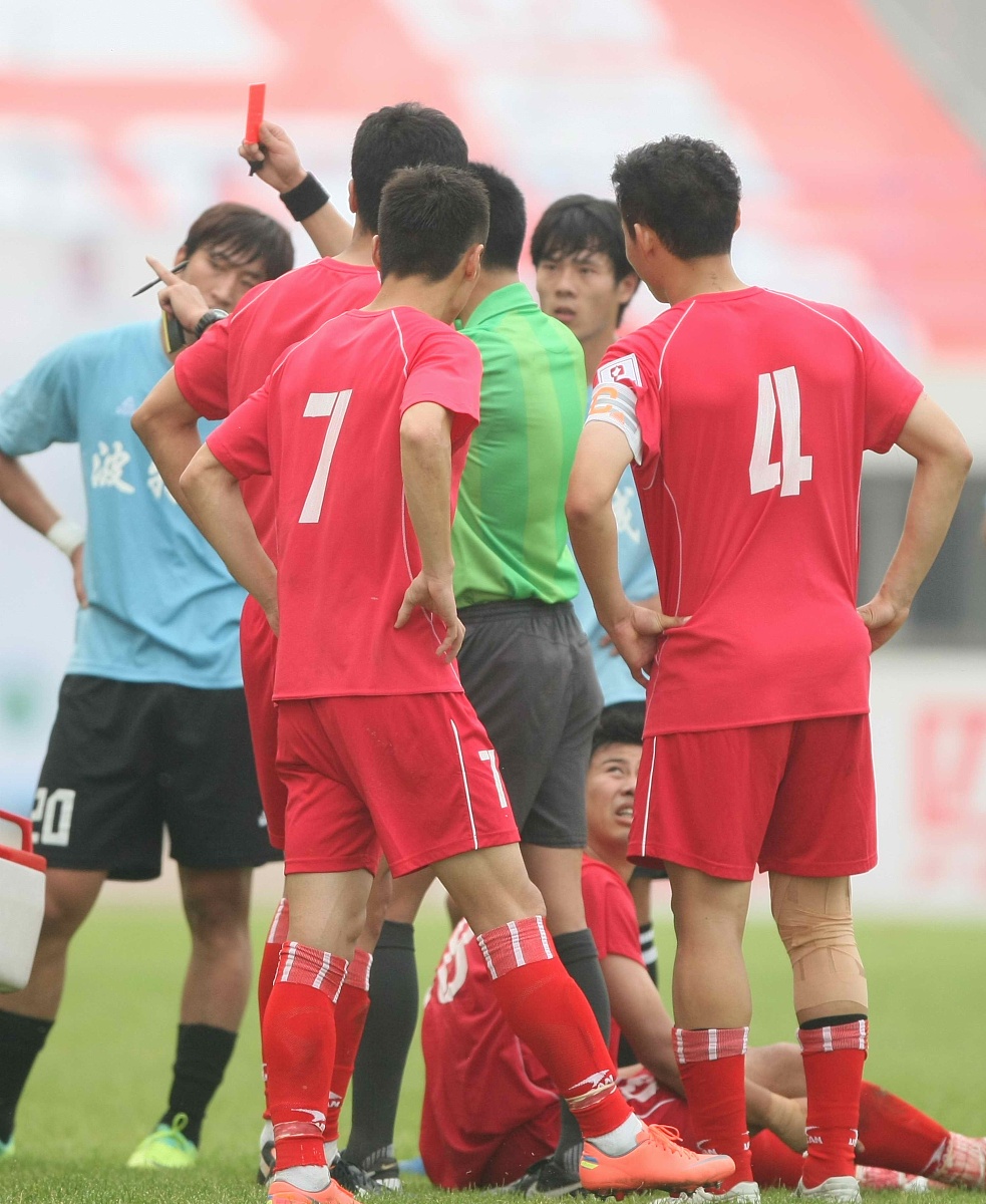 泰国队险胜中国队，郑思维点燃赛场