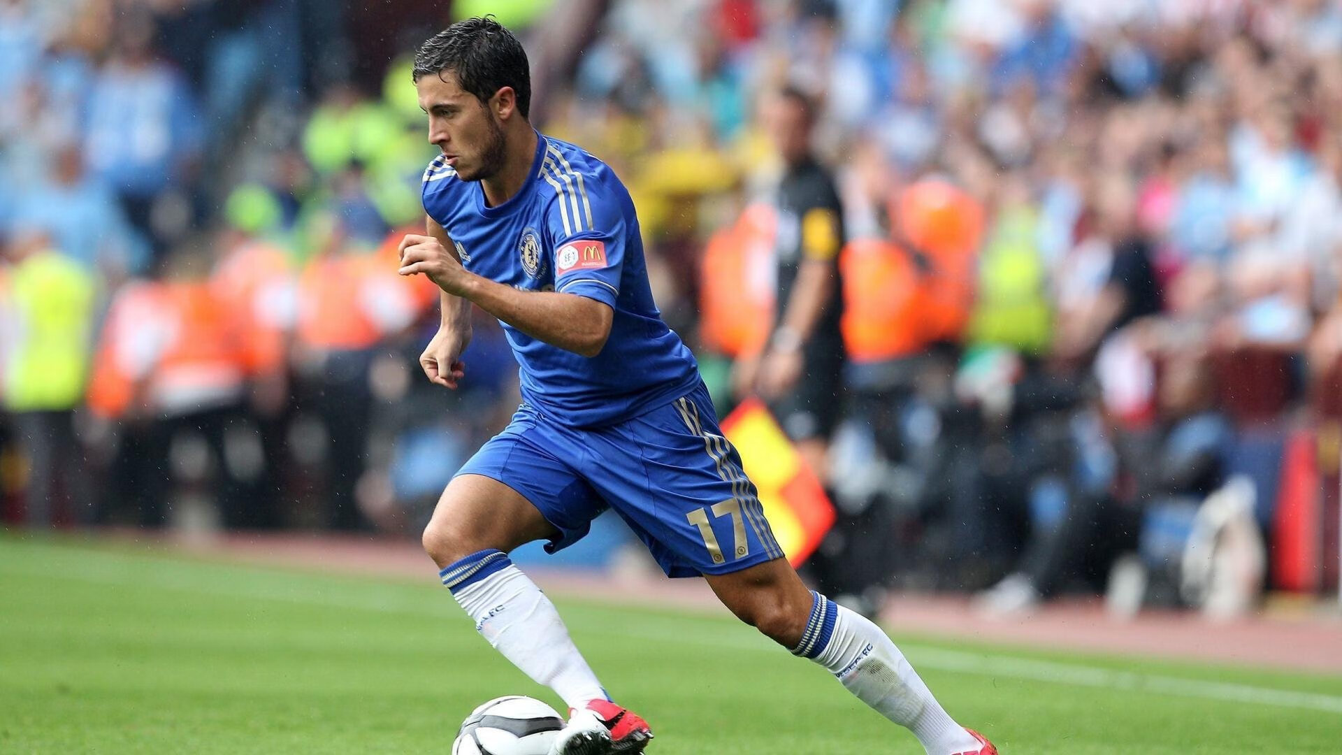 当姆巴佩的绝杀映亮NBA季后赛之夜，跨界传奇的宿命回响