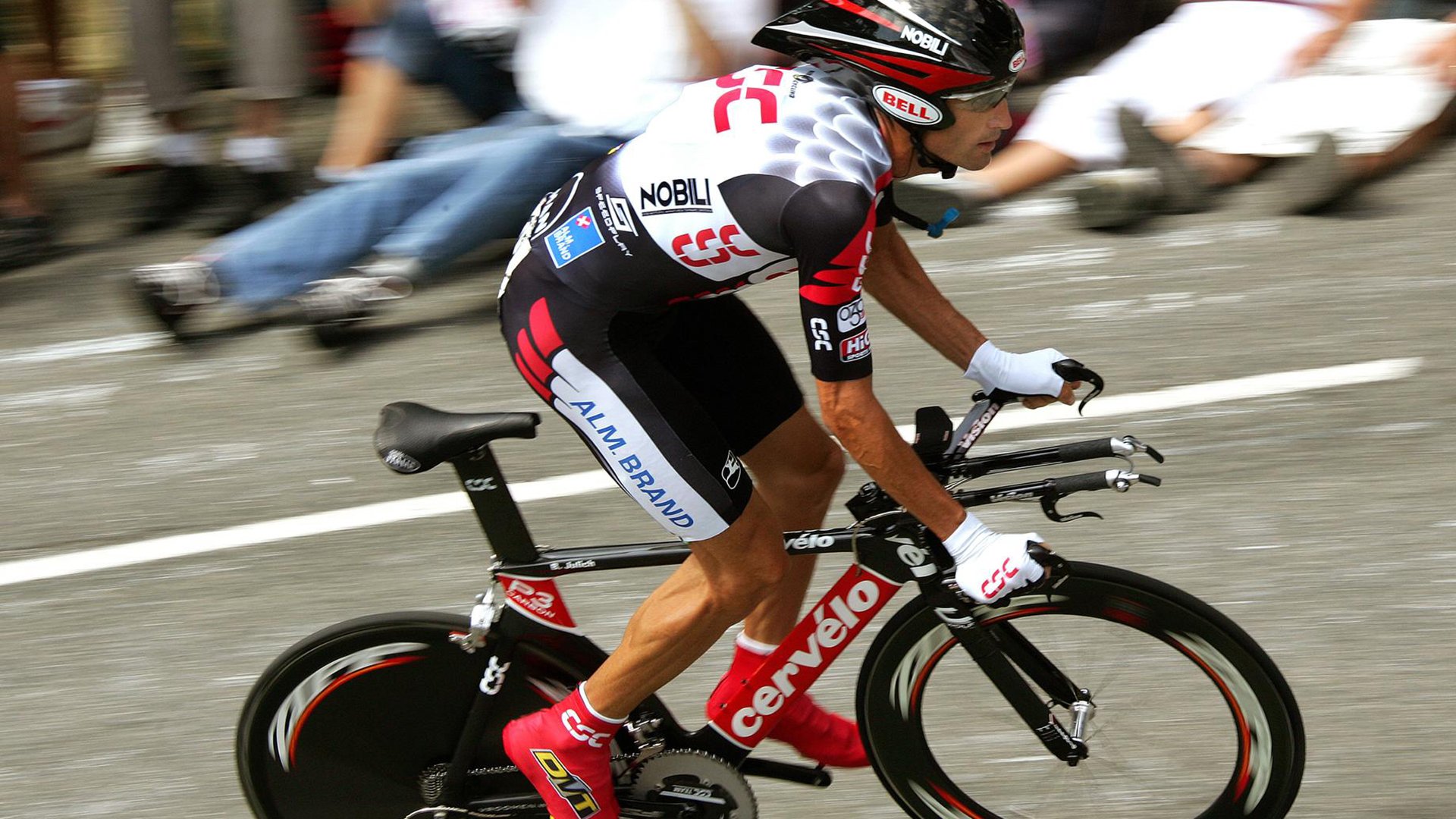 绝境铸就传奇，辛纳年终总决赛惊天逆转，戴维斯杯赛场再证王者之心