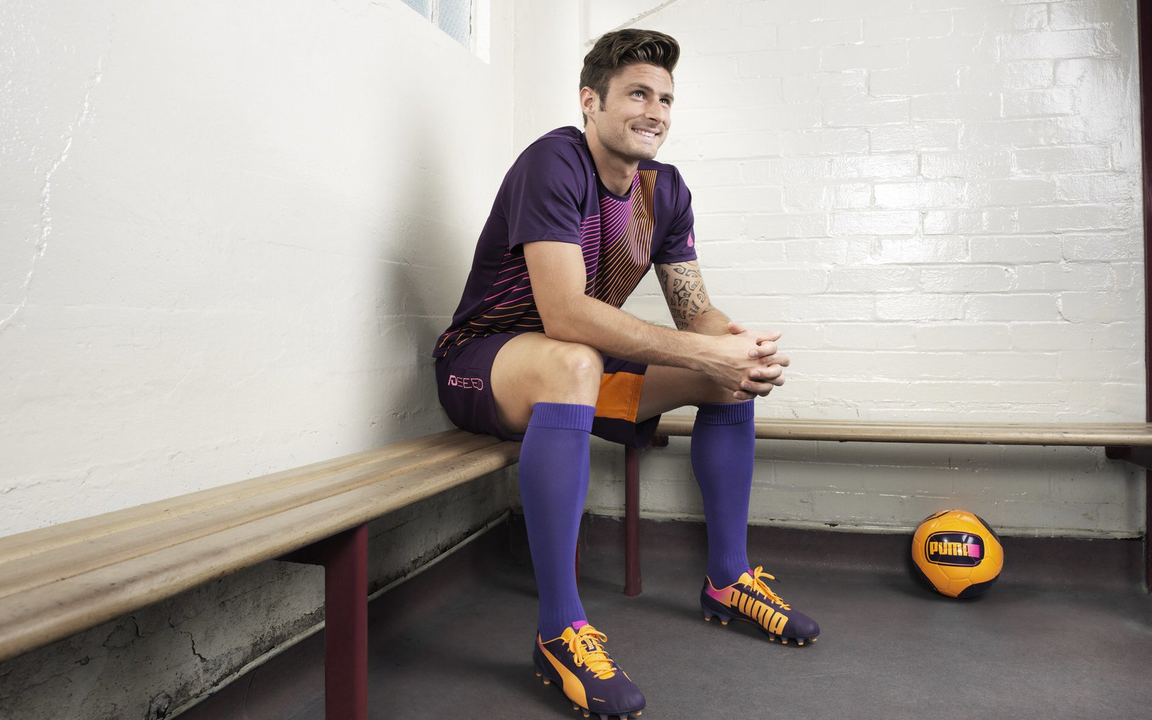 绝杀之刃与惊艳之光，德国铁血与法国优雅的足球交响